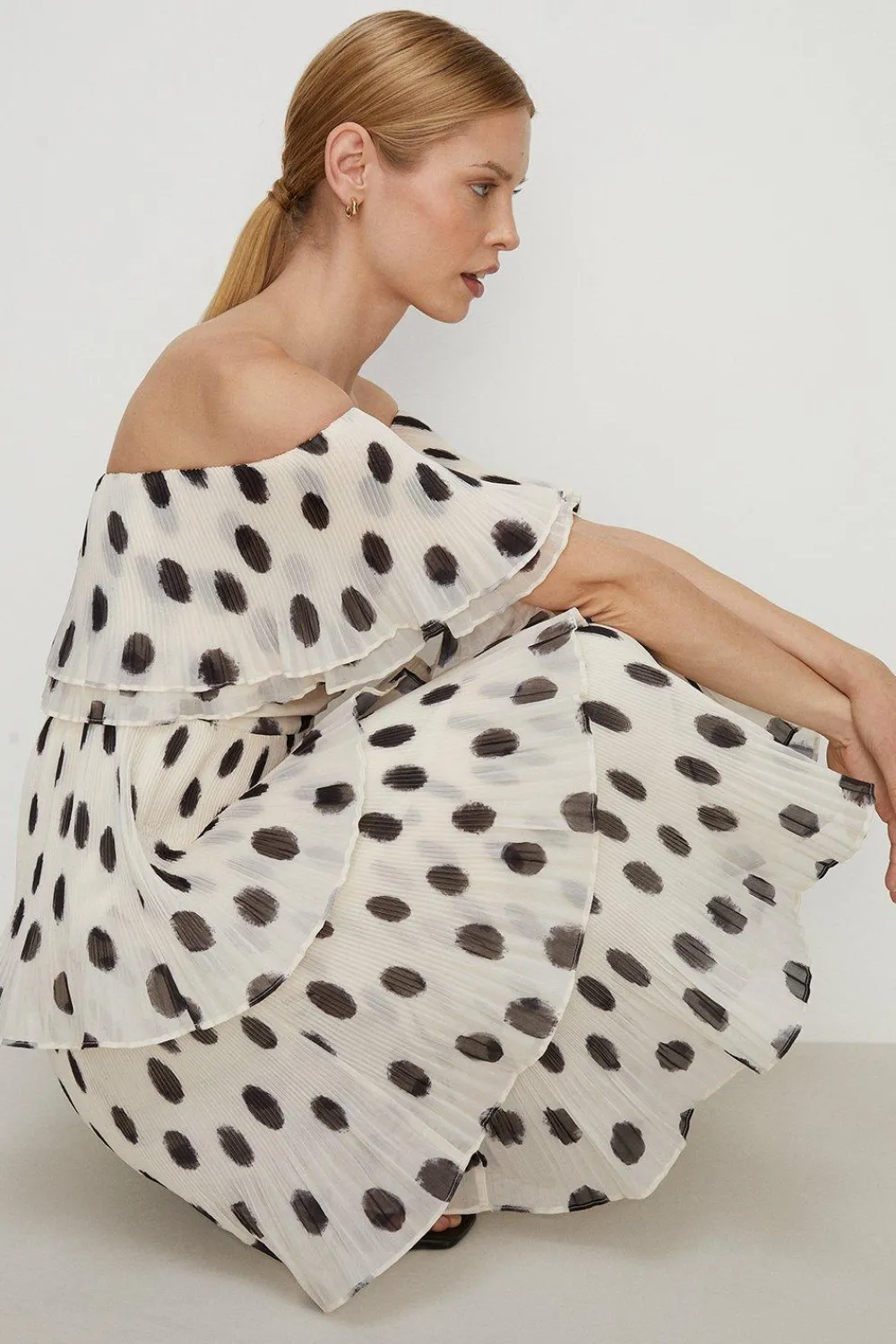 Outlet Oasis Spot Bardot Organza Tiered Midi Dress White