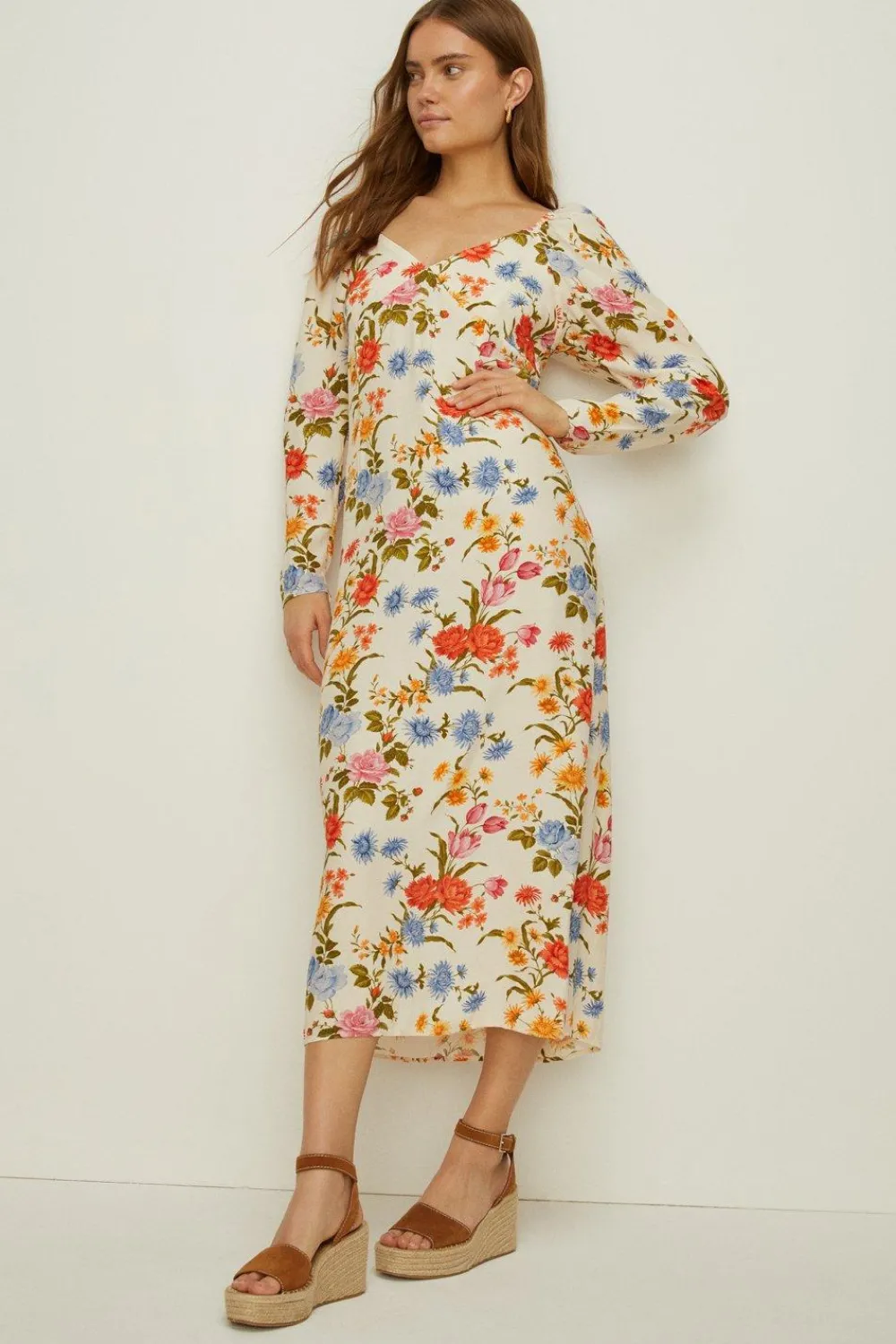 Outlet Oasis Stem Floral Volume Sleeve Midi Dress Ivory
