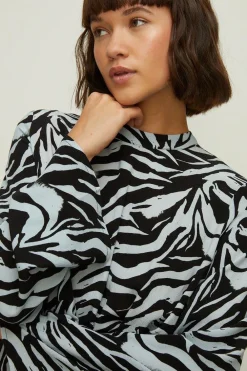 Sale Oasis Zebra Print Twist Hem Top Blue