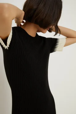 Outlet Oasis Zig Zag Detail Short Sleeve Knitted Midi Dress Black
