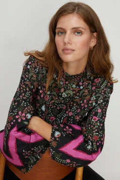 Clearance Oasis Zig Zag Floral Printed Top Black